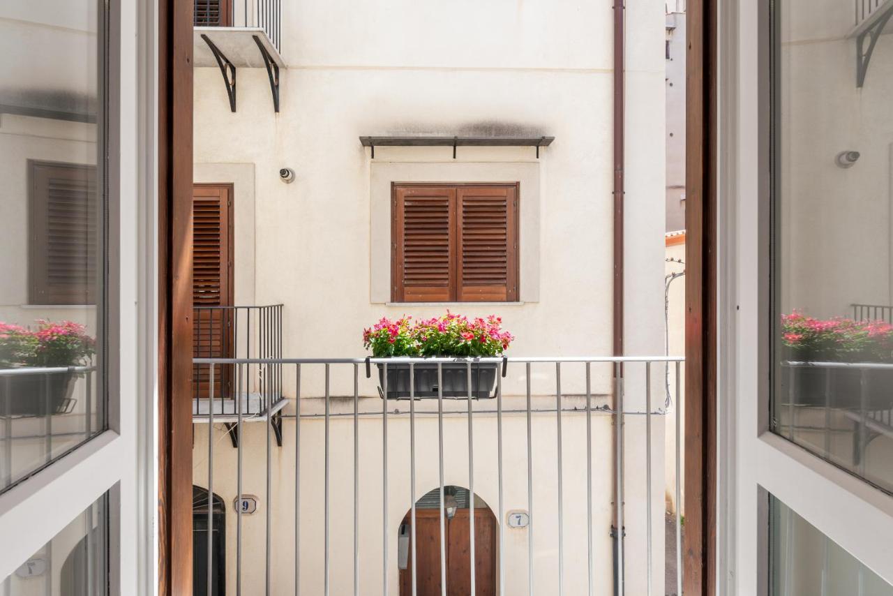 Le Porte Del Kassaro 팔레르모 외부 사진